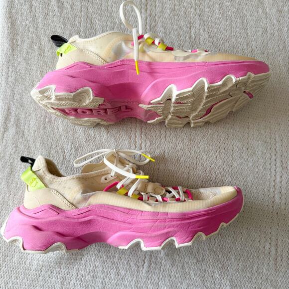 Sorel Tan + Pink Kinetic Breakthru Tech Lace Sneakers Size 9 Gorp Workout - Picture 3 of 10